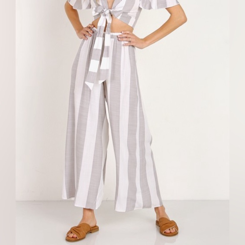 Show Me Your Mumu Explorer Wide Leg Pants Grey Bengal Stripe Women’s Size XSmall